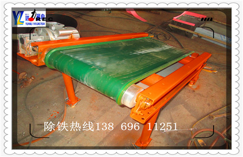 干式磁選機(jī),干式磁選機(jī)與濕式磁選機(jī)在本質(zhì)上有怎樣的區(qū)別_干式磁選機(jī)與濕式磁選機(jī)在本質(zhì)上有怎樣的區(qū)別如何調(diào)磁選角_參數(shù)調(diào)磁及品牌價(jià)格  干式磁選機(jī),干式磁選機(jī)與濕式磁選機(jī)在本質(zhì)上有怎樣的區(qū)別_干式磁選機(jī)與濕式磁選機(jī)在本質(zhì)上有怎樣的區(qū)別如何調(diào)磁選角_參數(shù)調(diào)磁及品牌價(jià)格