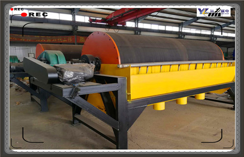 鐵粉磁選機(jī),利用新技術(shù)鐵粉磁選機(jī)實(shí)現(xiàn)高速發(fā)展_鐵礦選礦利用新技術(shù)鐵粉磁選機(jī)實(shí)現(xiàn)高速發(fā)展磁場(chǎng)一般為多少_磁塊如何排列 鐵粉磁選機(jī),利用新技術(shù)鐵粉磁選機(jī)實(shí)現(xiàn)高速發(fā)展_鐵礦選礦利用新技術(shù)鐵粉磁選機(jī)實(shí)現(xiàn)高速發(fā)展磁場(chǎng)一般為多少_磁塊如何排列